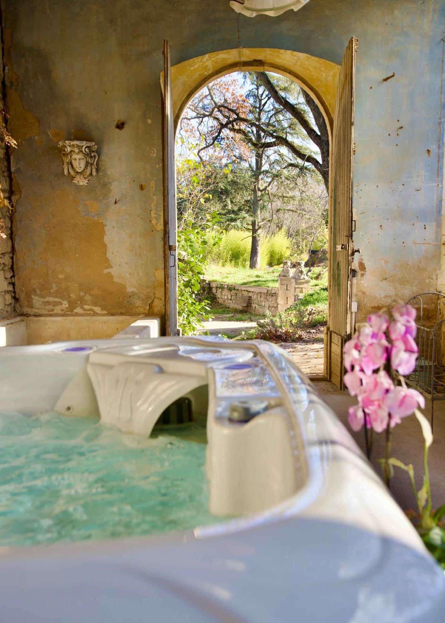Chambres D'Hotes B&B - Chateau De Sienne Proche Avignon Orange Piscine Riviere Chusclan Esterno foto