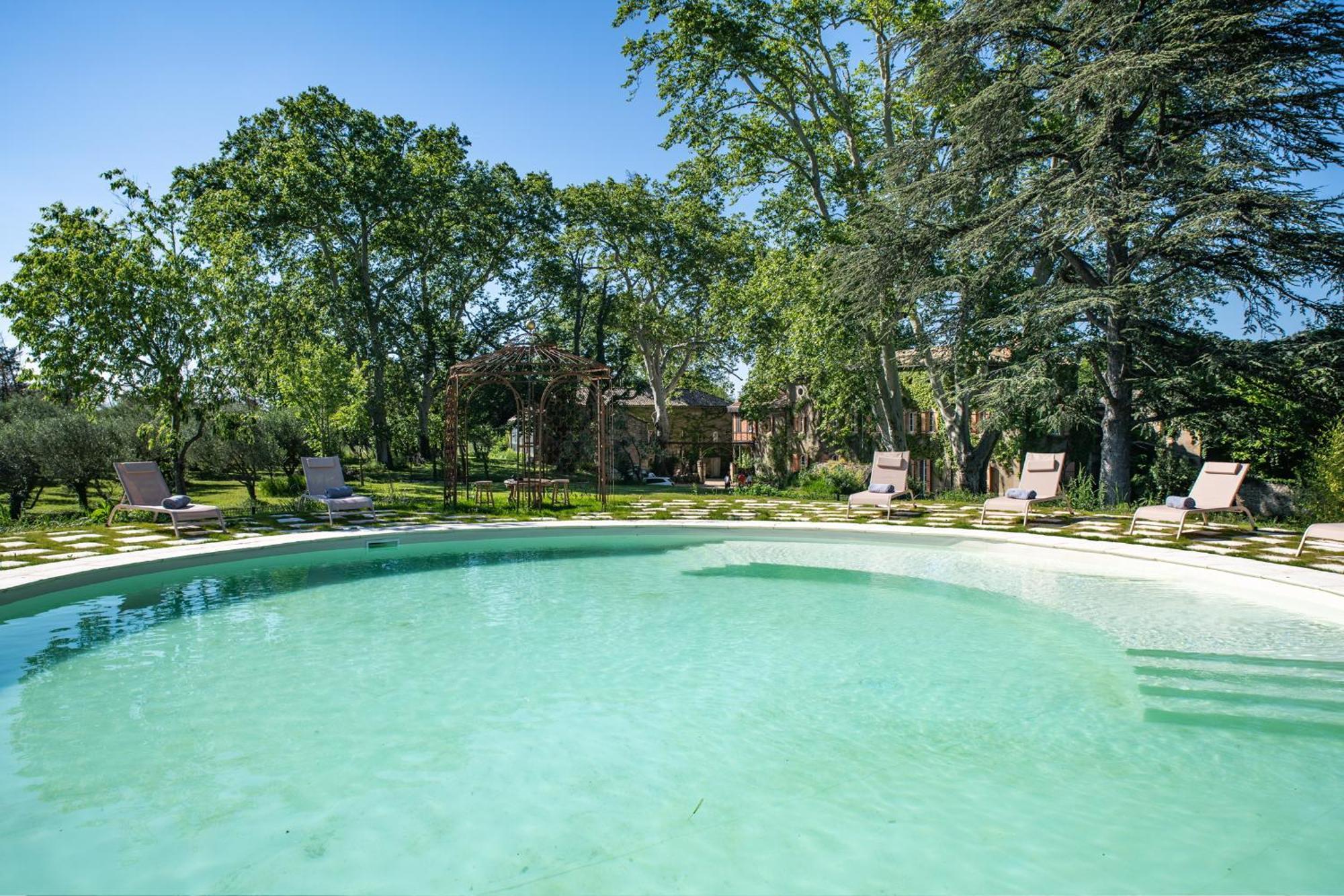 Chambres D'Hotes B&B - Chateau De Sienne Proche Avignon Orange Piscine Riviere Chusclan Esterno foto