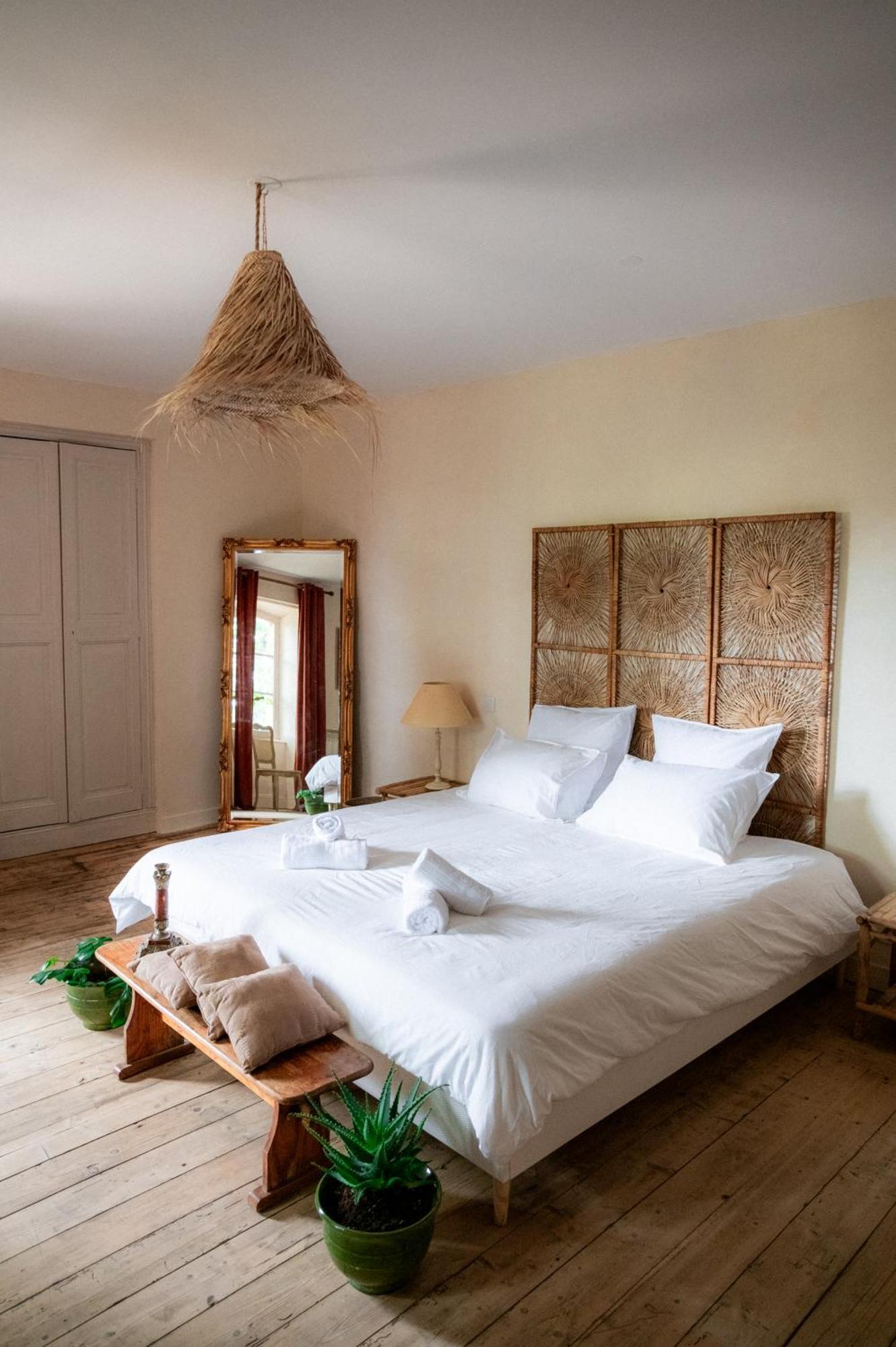 Chambres D'Hotes B&B - Chateau De Sienne Proche Avignon Orange Piscine Riviere Chusclan Esterno foto